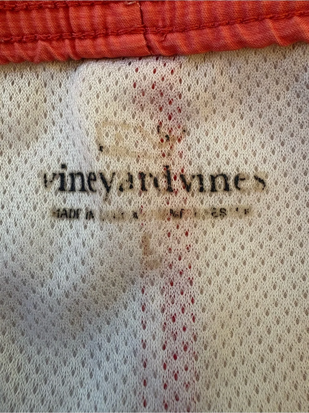 Vineyard Vines Meshed Lined Swim Trunks. Size M